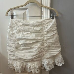 Zara Skirt Worn a few times. Size small white.